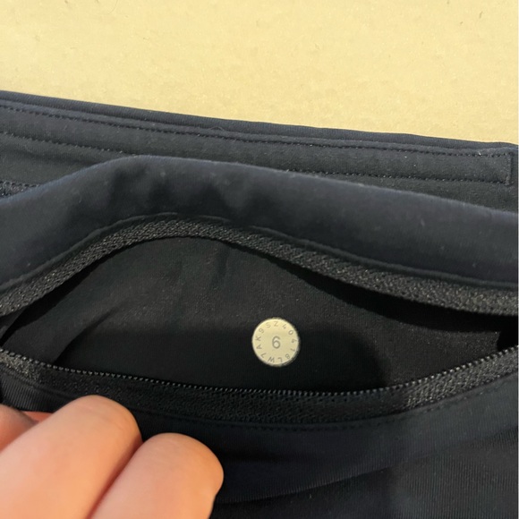 Lululemon Run Time II 4" Running Shorts Lined Womens 6 Mesh Scape Blue W7AK9S - Picture 7 of 8